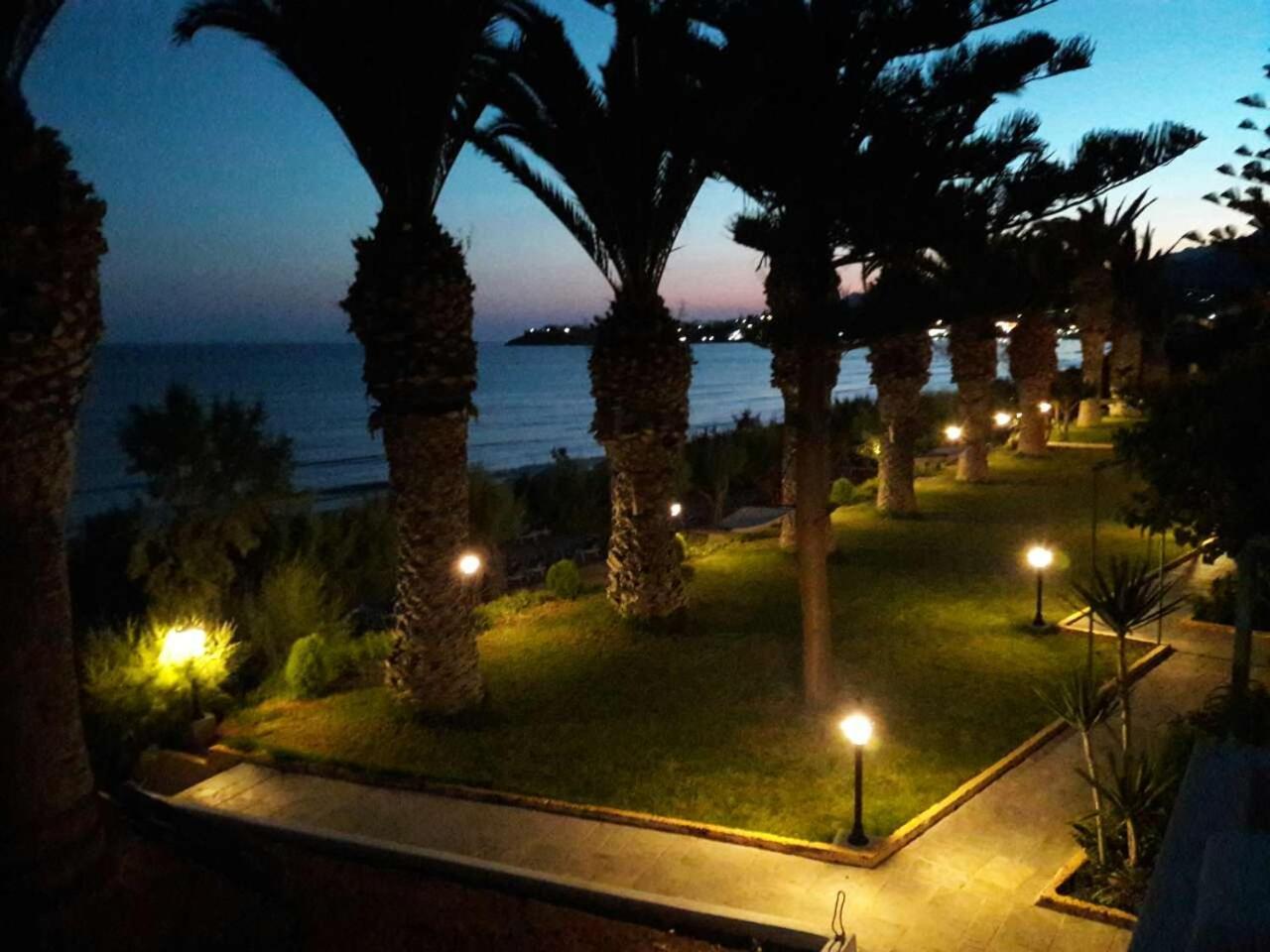 Blue Ocean Apartments Makrýgialos Zewnętrze zdjęcie